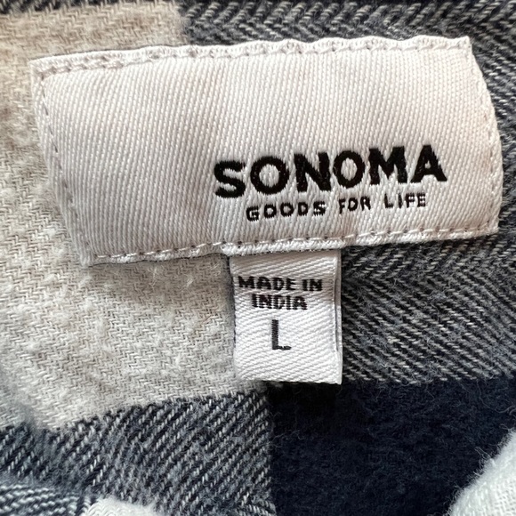 Men’s Button down - Picture 2 of 2